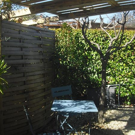 Lou Mas Li Pitchoun "Le Poirier" Villa Gordes Exterior foto